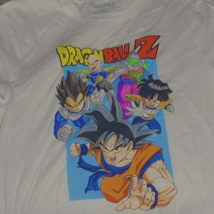 oversized graphic tee